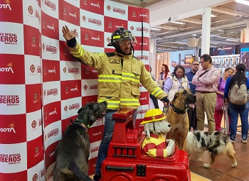 Salvando Patas en Expopet