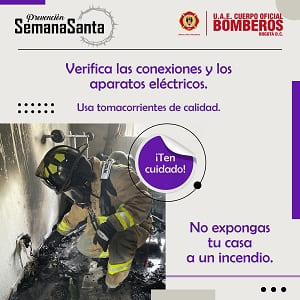 Bomberos verificando tomas eléctricas 