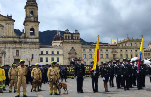 Celebramos un siglo y veintiocho años salvando la vida, el ambiente y el patrimonio de los capitalinos.