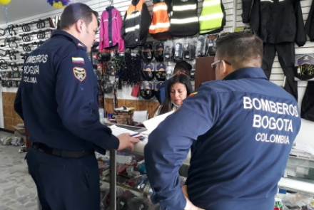 Se reanudan las inspecciones técnicas de seguridad humana en establecimientos de comercio en Bogota